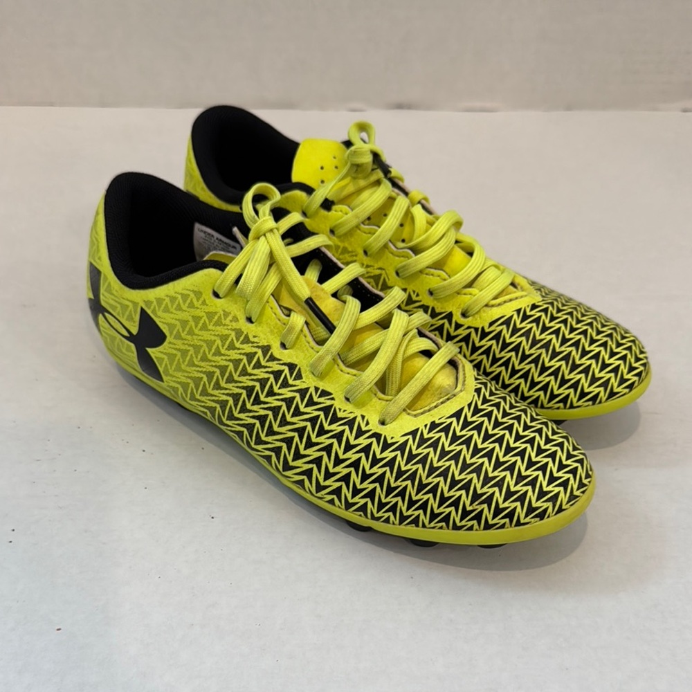 UNDER ARMOUR 3y Soccer CLEATS 3 Youth